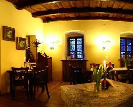 Otel Dworek Cieszynski *