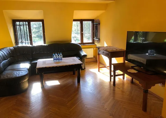 Dworek Cieszynski צ'שין