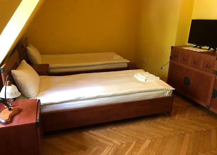 Otel Dworek Cieszynski Cieszyn (Silesia)